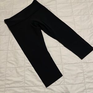 Lululemon yoga capri